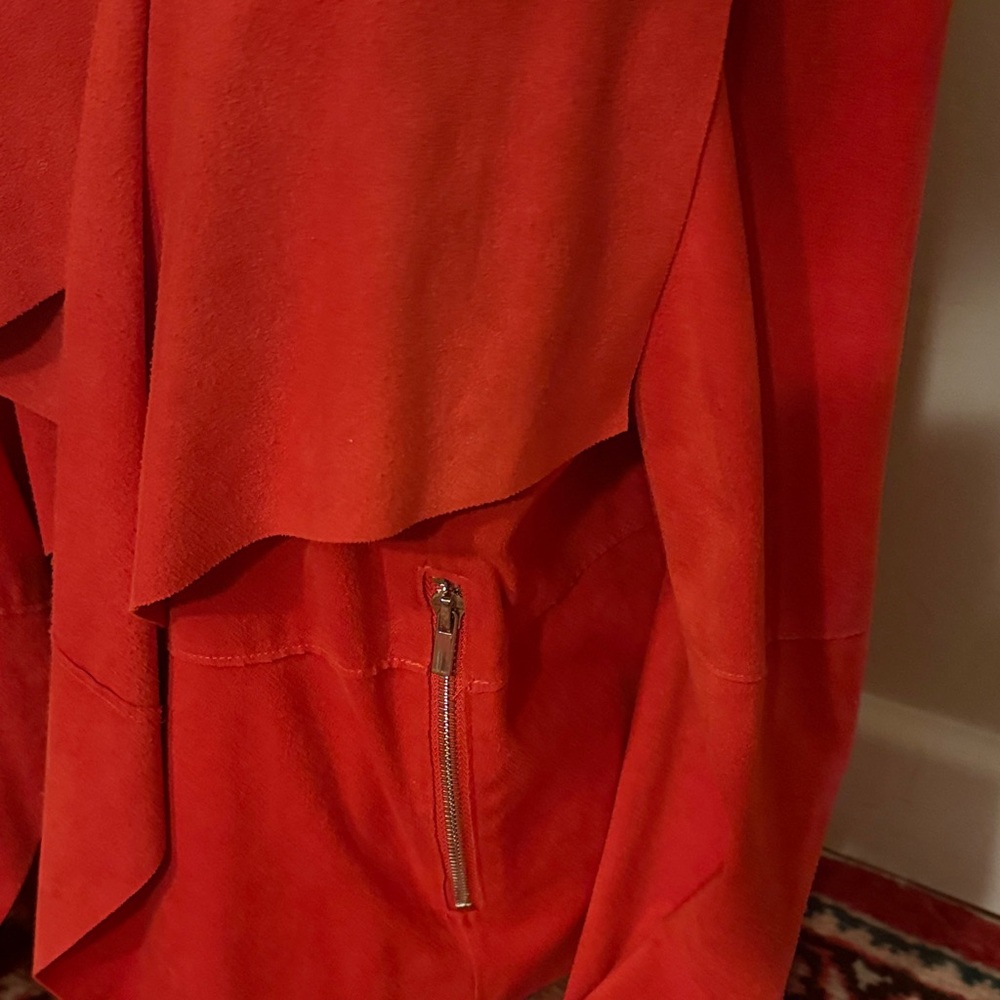 Bagatelle Women's Vibrant Red Faux swead Cape Jacket - Picture 3 of 4